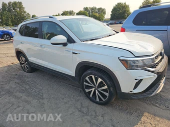 2022 Volkswagen Taos SE - miniatura 3