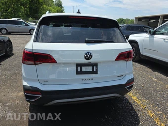 2022 Volkswagen Taos SE - miniatura 5
