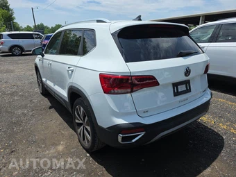 2022 Volkswagen Taos SE - miniatura 6