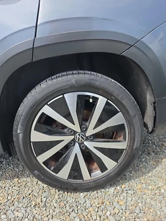 2022 Volkswagen Taos SE - miniatura 11