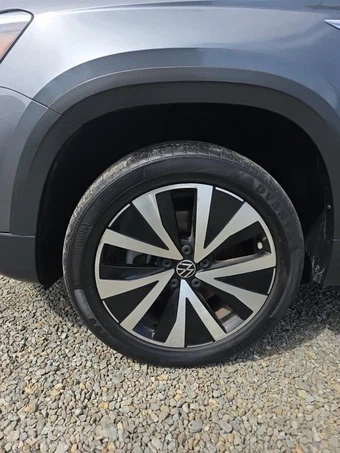 2022 Volkswagen Taos SE - miniatura 8