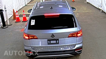 2022 Volkswagen Taos SE - miniatura 5