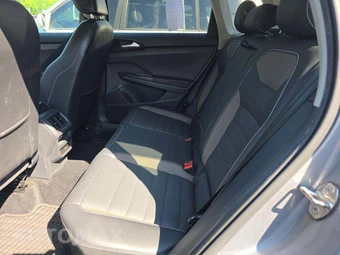 2022 Volkswagen Taos SEL - miniatura 13