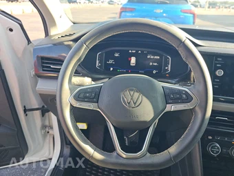 2022 Volkswagen Taos SEL - miniatura 10