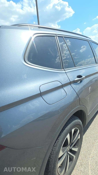 2022 Volkswagen Tiguan S - miniatura 31