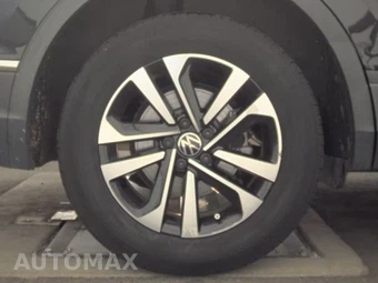 2022 Volkswagen Tiguan S - miniatura 11
