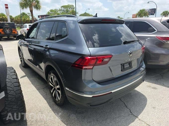 2022 Volkswagen Tiguan S – miniatura 2