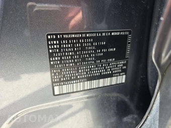 2022 Volkswagen Tiguan S – miniatura 5
