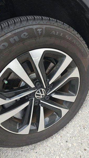 2022 Volkswagen Tiguan S – miniatura 24