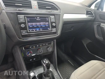 2022 Volkswagen Tiguan S - miniatura 11