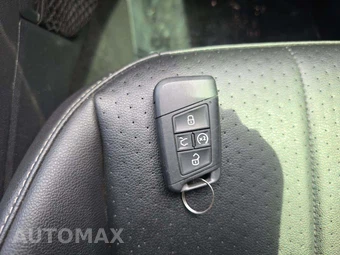 2022 Volkswagen Tiguan SE – miniatura 8