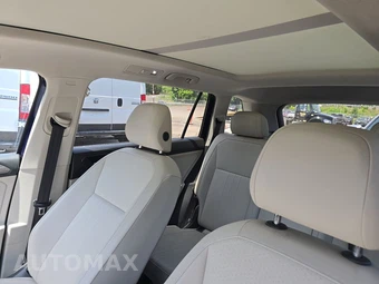 2022 Volkswagen Tiguan SE - miniatura 17