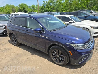 2022 Volkswagen Tiguan SE - miniatura 3