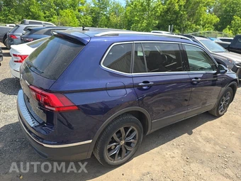 2022 Volkswagen Tiguan SE - miniatura 4
