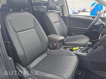 2022 Volkswagen Tiguan SE - miniatura 18