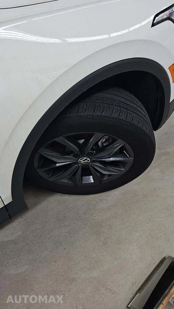 2022 Volkswagen Tiguan SE - miniatura 27