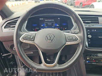 2022 Volkswagen Tiguan SE – miniatura 10