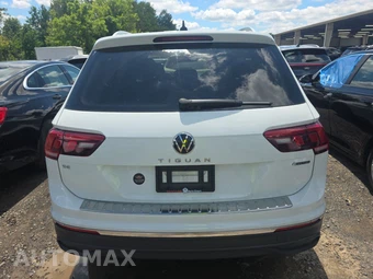 2022 Volkswagen Tiguan SE - miniatura 5