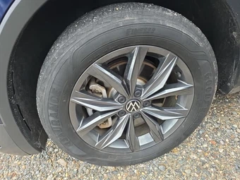2022 Volkswagen Tiguan SE – miniatura 8