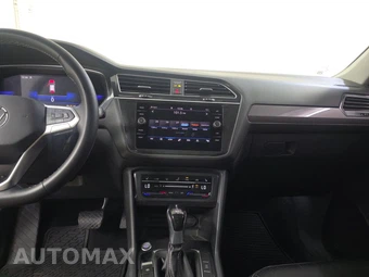 2022 Volkswagen Tiguan SE - miniatura 11