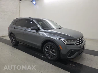 2022 Volkswagen Tiguan SE - miniatura 3