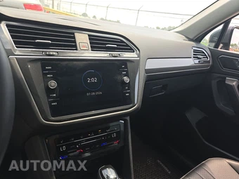 2022 Volkswagen Tiguan SE - miniatura 11