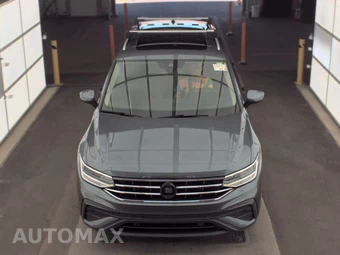 2022 Volkswagen Tiguan SE - miniatura 2
