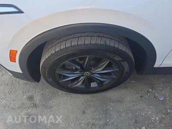 2022 Volkswagen Tiguan SE – miniatura 8