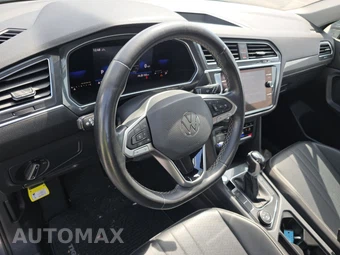 2022 Volkswagen Tiguan SE - miniatura 10