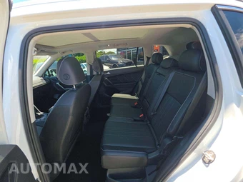 2022 Volkswagen Tiguan SE - miniatura 13