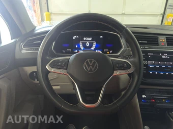 2022 Volkswagen Tiguan SE – miniatura 10