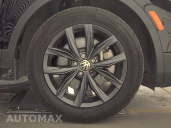 2022 Volkswagen Tiguan SE - miniatura 10