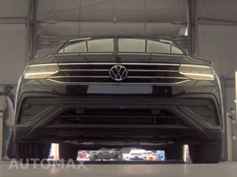 2022 Volkswagen Tiguan SE - miniatura 3