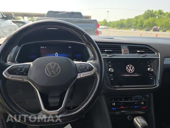 2022 Volkswagen Tiguan SE – miniatura 11
