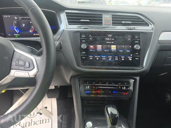 2022 Volkswagen Tiguan SE - miniatura 11