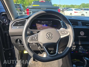 2022 Volkswagen Tiguan SE – miniatura 10