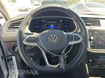 2022 Volkswagen Tiguan SE – miniatura 10