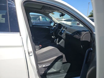 2022 Volkswagen Tiguan SE – miniatura 8