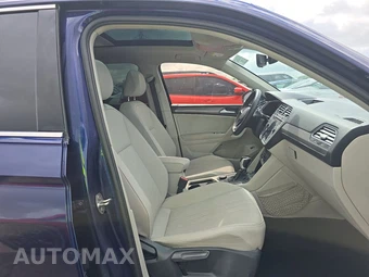 2022 Volkswagen Tiguan SE - miniatura 8