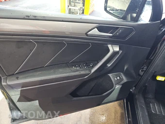 2022 Volkswagen Tiguan SE – miniatura 9
