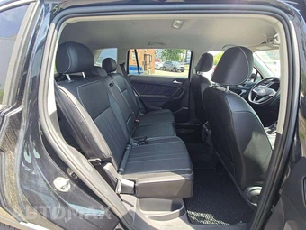 2022 Volkswagen Tiguan SE – miniatura 16