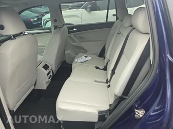 2022 Volkswagen Tiguan SE - miniatura 10