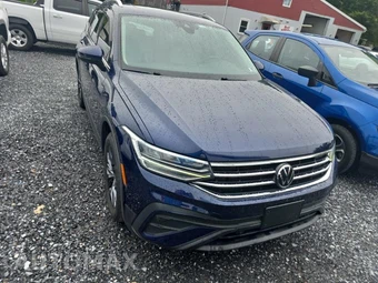 2022 Volkswagen Tiguan SE - miniatura 2