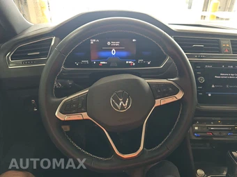 2022 Volkswagen Tiguan SE - miniatura 10
