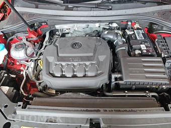 2022 Volkswagen Tiguan SE - miniatura 15