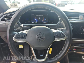 2022 Volkswagen Tiguan SE - miniatura 10
