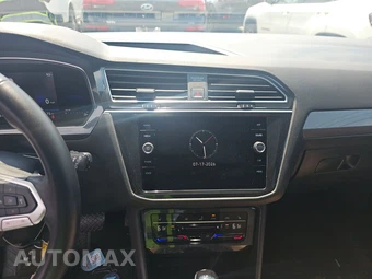 2022 Volkswagen Tiguan SE - miniatura 11