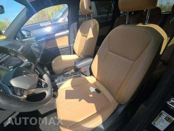 2022 Volkswagen Tiguan SE - miniatura 6