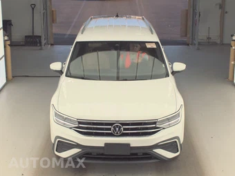 2022 Volkswagen Tiguan SE - miniatura 2