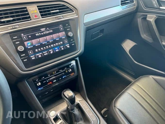 2022 Volkswagen Tiguan SE - miniatura 17